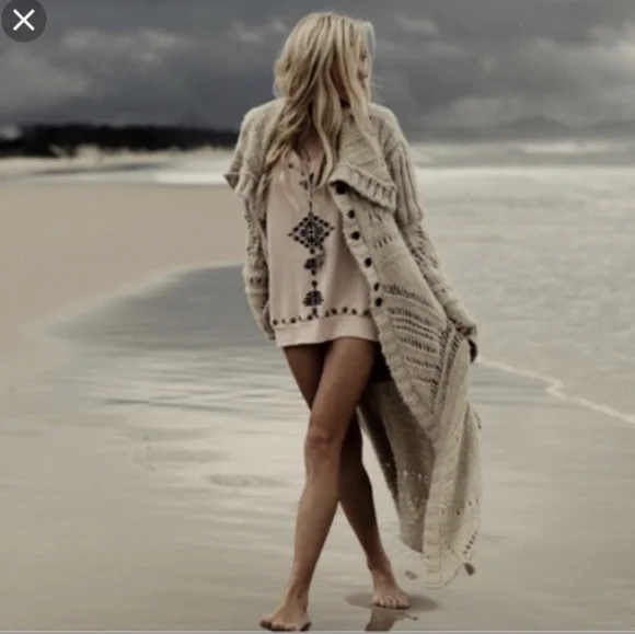 Spell Storm Chaser Sweater Cream OS - Picture 5 of 17